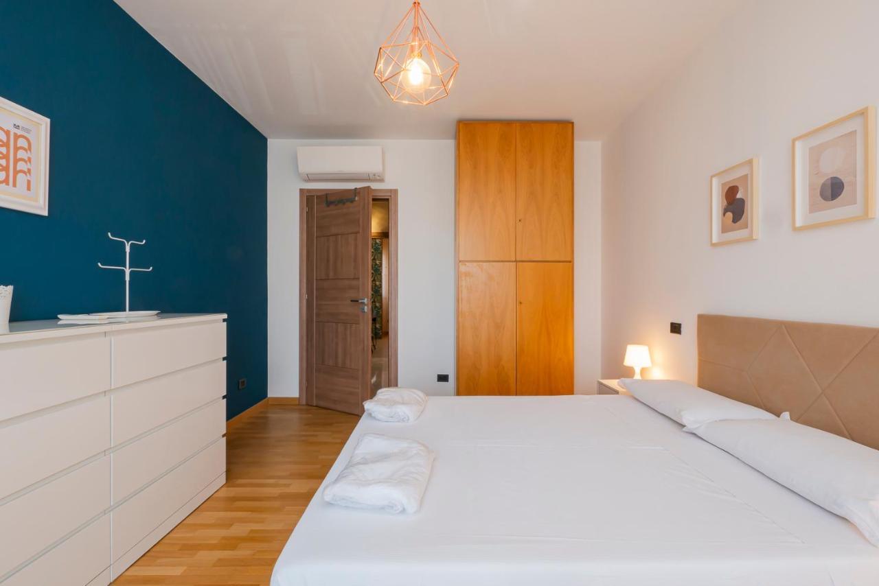 Ihost Luxury Apartment - Savona 112 Милано Екстериор снимка
