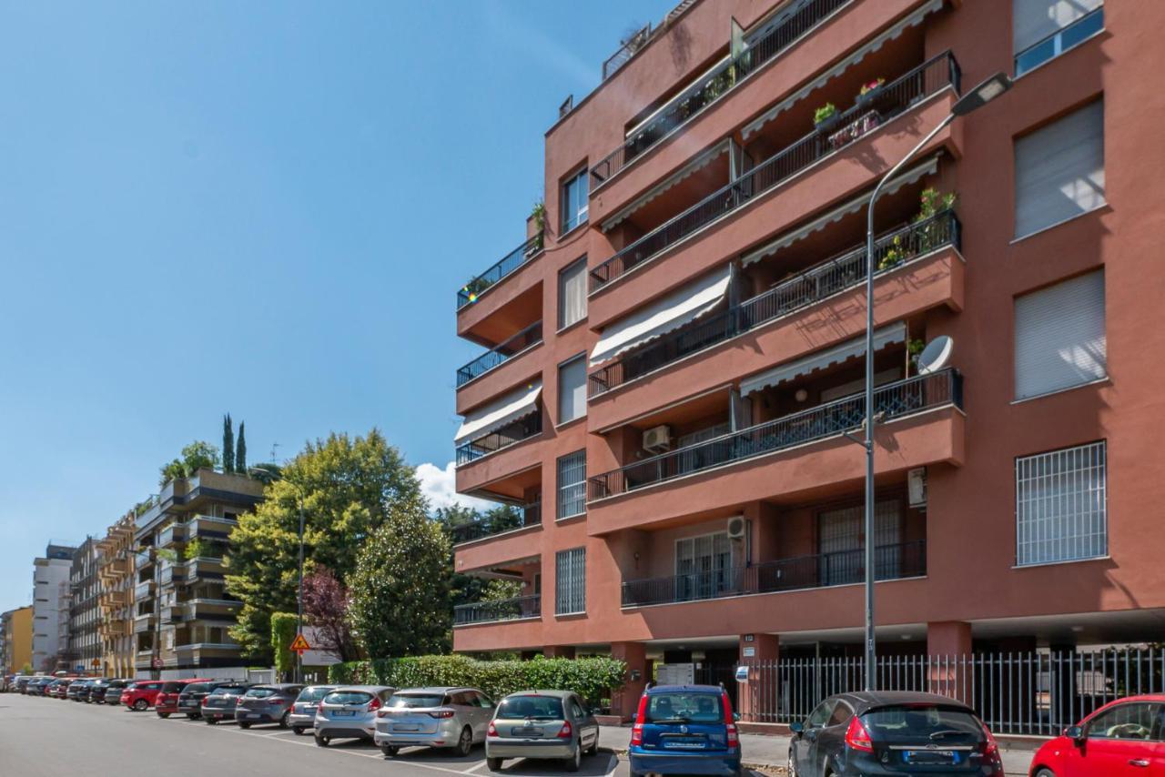 Ihost Luxury Apartment - Savona 112 Милано Екстериор снимка